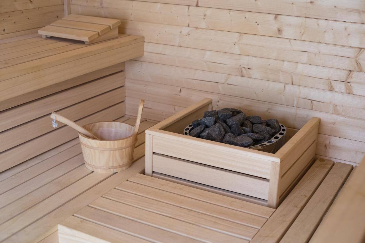 Domki Leba, Apartamenty Leba - Polanki23 - Basen, Sauna, Kino Łeba Exterior foto